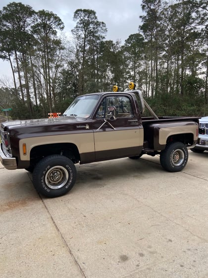 2 inch Lifted 1978 Chevy C10/K10 Pickup 4WD