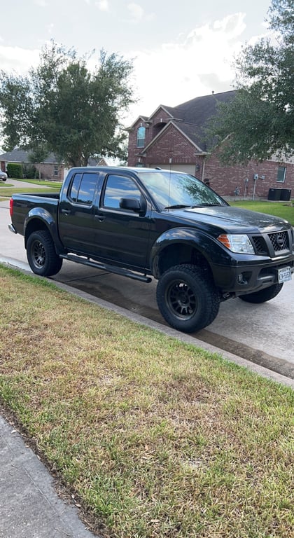 6 Inch Lifted 2018 Nissan Frontier 2WD