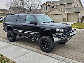 6 Inch Lifted 2001 Chevy Suburban 1500 4WD