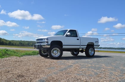 6 Inch Lifted 1991 Chevy C1500/K1500 Pickup 4WD