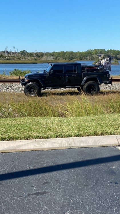 6 Inch Lifted 2021 Jeep Gladiator JT 4WD