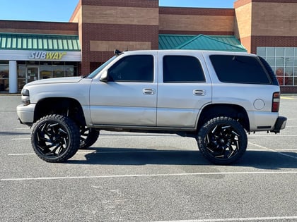 6 Inch Lifted 2004 Chevy Tahoe 4WD