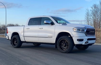2 inch Lifted 2020 Ram 1500 4WD
