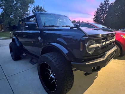 2 inch Lifted 2021 Ford Bronco 4WD