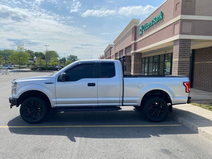 2.5 inch Lifted 2017 Ford F-150 4WD