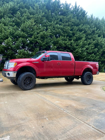 6 Inch Lifted 2010 Ford F-150 4WD