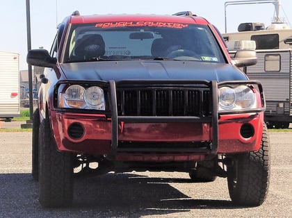 2 inch Lifted 2005 Jeep Grand Cherokee 4WD