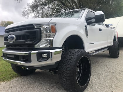 6 Inch Lifted 2021 Ford F-250 Super Duty 4WD