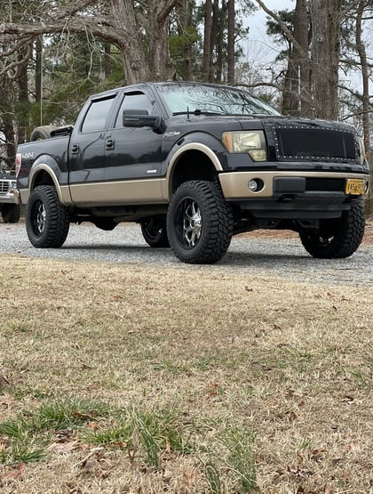 6 Inch Lifted 2011 Ford F-150 4WD