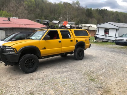 6 Inch Lifted 2003 Chevy S10 Pickup 4WD
