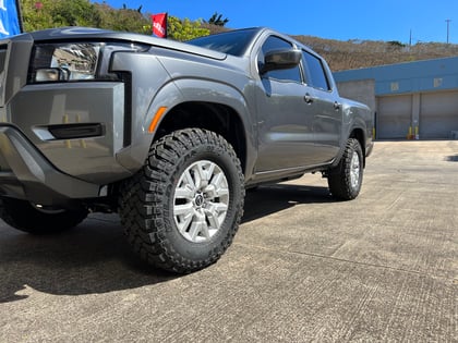 2.5 inch Lifted 2022 Nissan Frontier 2WD