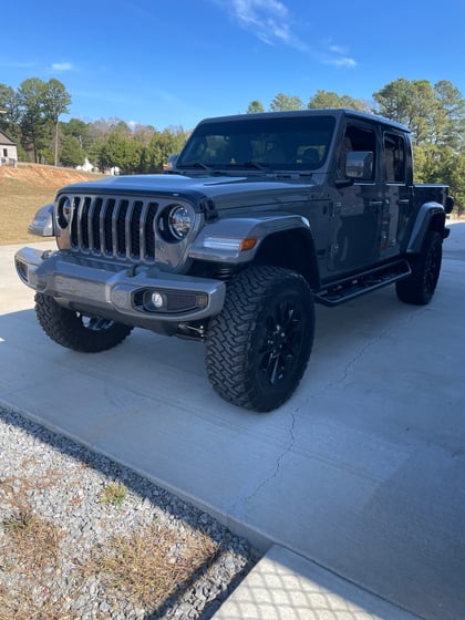 3.5 Inch Lifted 2022 Jeep Gladiator JT 4WD