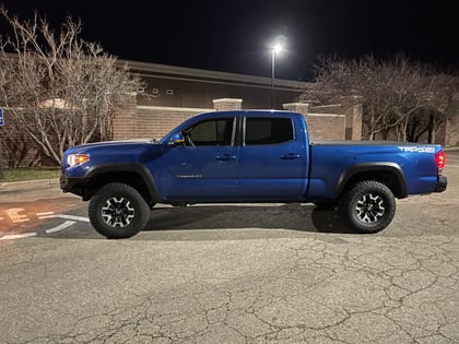 2 inch Lifted 2017 Toyota Tacoma 4WD