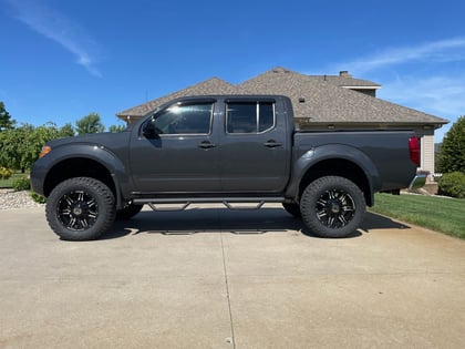 6 Inch Lifted 2014 Nissan Frontier 4WD