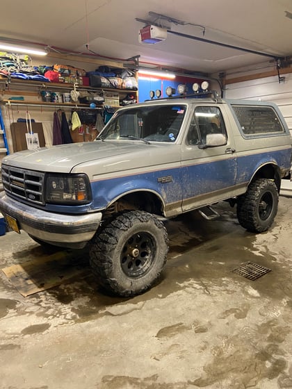 6 Inch Lifted 1992 Ford Bronco 4WD