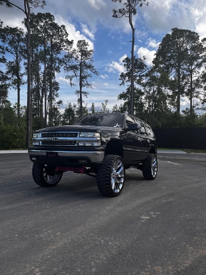 6 Inch Lifted 2005 Chevy Tahoe 2WD