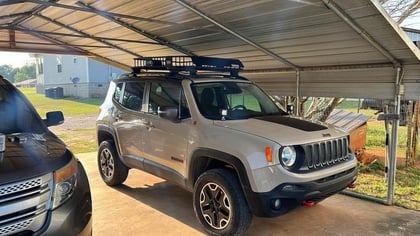 2 inch Lifted 2016 Jeep Renegade AWD