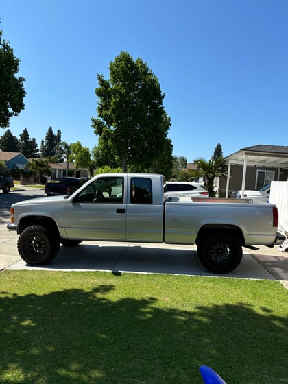 4 Inch Lifted 1993 Chevy C1500 RWD