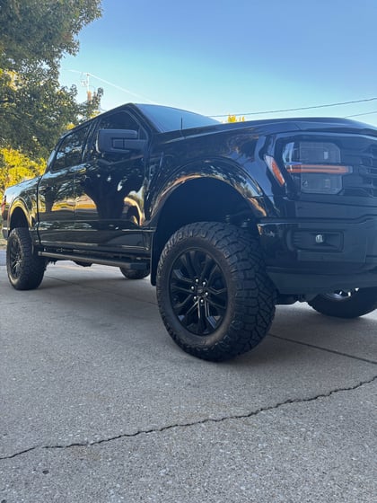 6 Inch Lifted 2024 Ford F-150 4WD