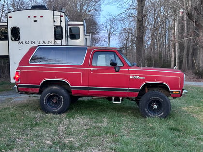 3 Inch Lifted 1985 Dodge Ramcharger 4WD