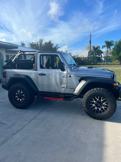 2.5 inch Lifted 2018 Jeep Wrangler 4WD