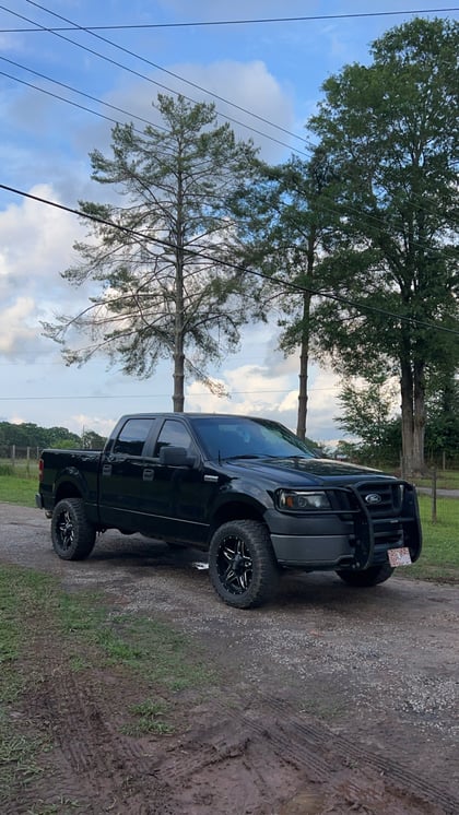 4.5 Inch Lifted 2008 Ford F-150 4WD