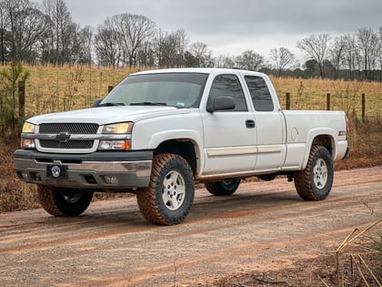 2 inch Lifted 2003 Chevy Silverado 1500 4WD