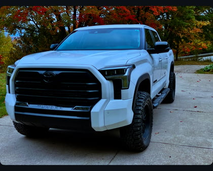 3.5 Inch Lifted 2024 Toyota Tundra