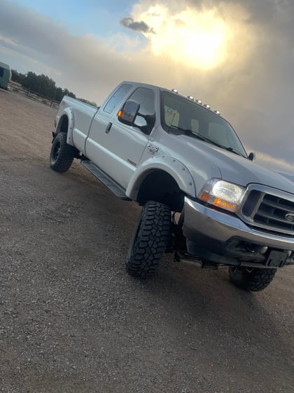 7 Inch Lifted 2004 Ford F-250 Super Duty 4WD