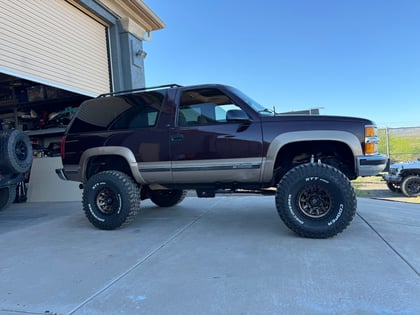 6 Inch Lifted 1996 Chevy Tahoe 4WD