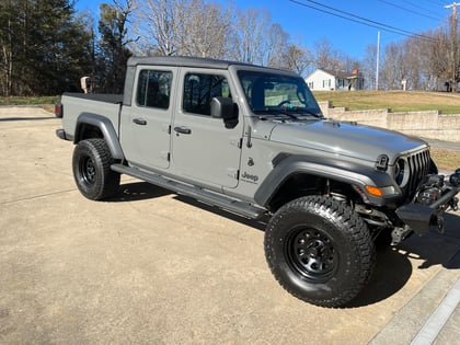 3.5 Inch Lifted 2023 Jeep Gladiator