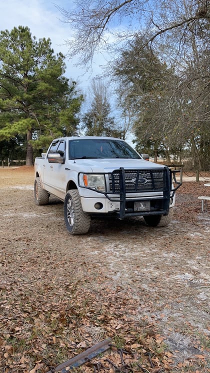 2 inch Lifted 2009 Ford F-150