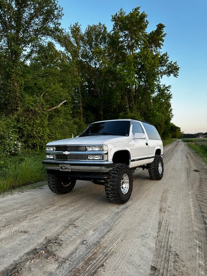 6 Inch Lifted 1997 Chevy Tahoe 4WD