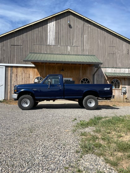 2.5 inch Lifted 1995 Ford F-150 4WD