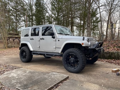 3.5 Inch Lifted 2011 Jeep Wrangler Unlimited Sahara 4WD