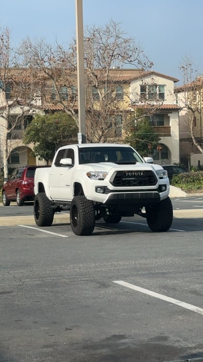 6 Inch Lifted 2019 Toyota Tacoma RWD