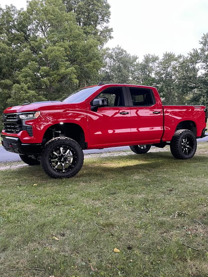 6 Inch Lifted 2022 Chevy Silverado 1500 LT Trail Boss 4WD