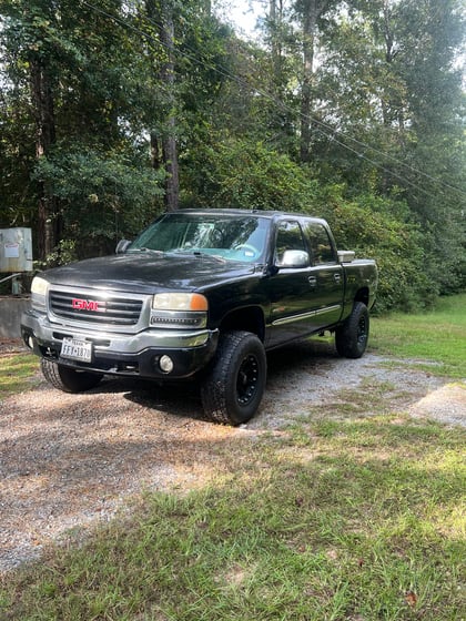 4 Inch Lifted 2006 GMC Sierra 1500 4WD