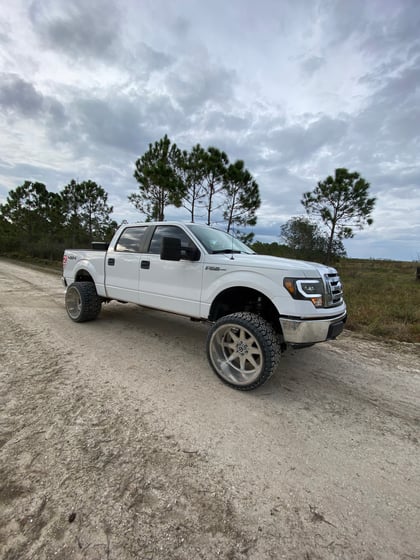 7 Inch Lifted 2010 Ford F-150 4WD