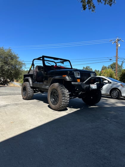 6 Inch Lifted 1988 Jeep Wrangler 4WD