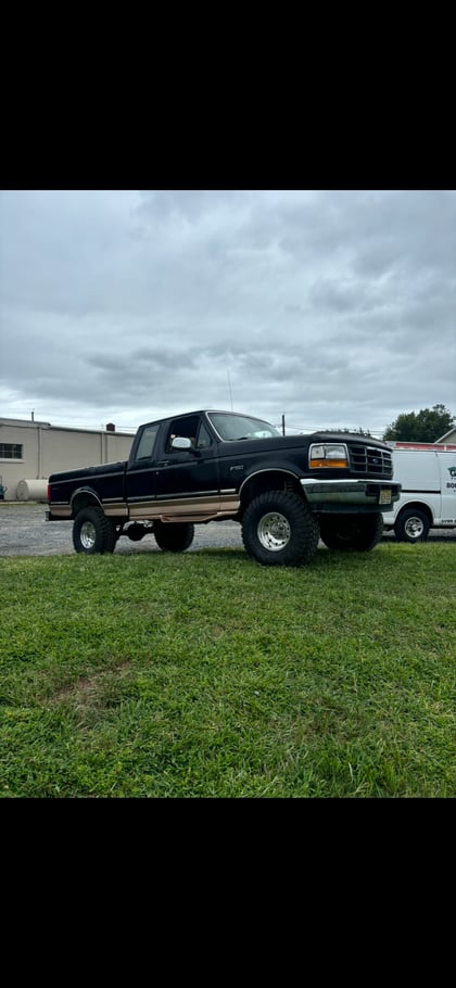 6 Inch Lifted 1995 Ford F-150 4WD