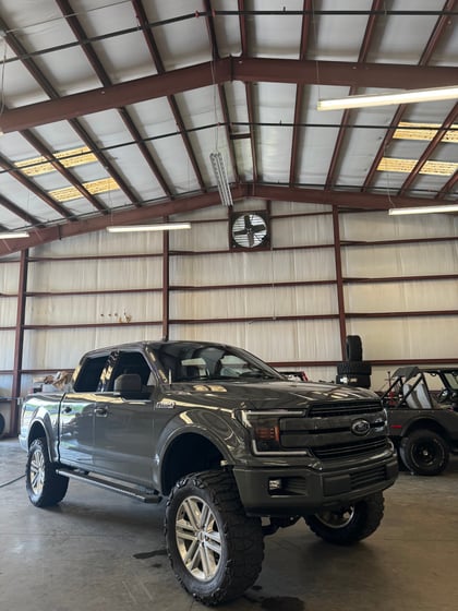 7.5 Inch Lifted 2020 Ford F-150 RWD