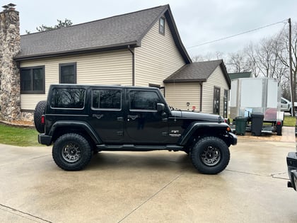 2.5 inch Lifted 2016 Jeep Wrangler Unlimited Sahara 4WD
