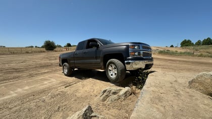 2.5 inch Lifted 2015 Chevy Silverado 1500 4WD