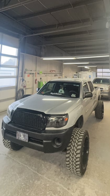 7 Inch Lifted 2010 Toyota Tacoma 4WD