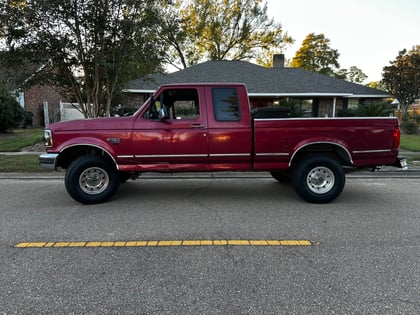 2.5 inch Lifted 1995 Ford F-150 RWD