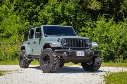 2.5 inch Lifted 2023 Jeep Wrangler Unlimited Sahara 4xe 4WD