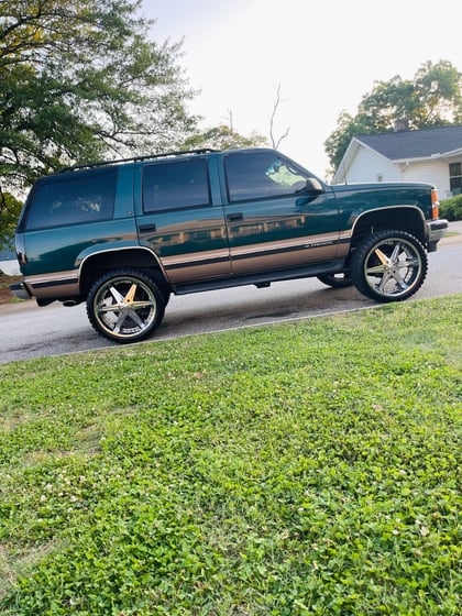 6 Inch Lifted 1998 Chevy Tahoe 4WD