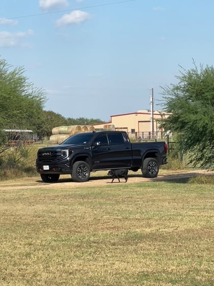 1.75 inch Lifted 2022 GMC Sierra 1500 AT4 4WD