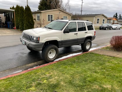 4 Inch Lifted 1996 Jeep Grand Cherokee 4WD
